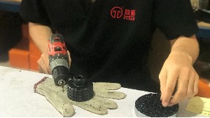 万向生产带表手轮