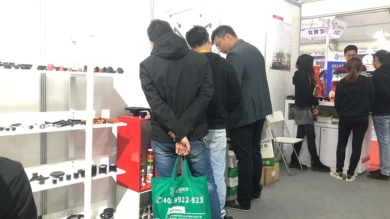 万向制造不锈钢拉手,内波纹手轮,背波纹手轮,椭圆拉手,胶木拉手,方形拉手