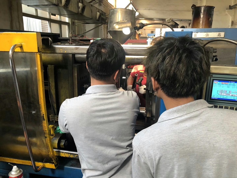 万向拉手厂家定制产内波纹手轮,背波纹手轮,椭圆拉手,胶木拉手,方形拉手