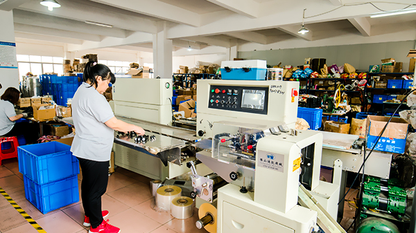 万向-设备展示