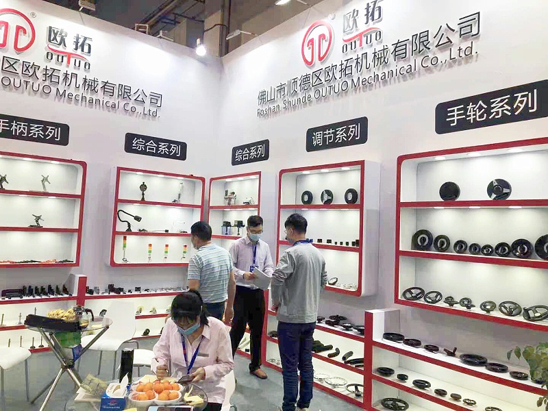 万向定制尼龙坦克链,内波纹手轮,背波纹手轮,椭圆拉手,胶木拉手,方形拉手
